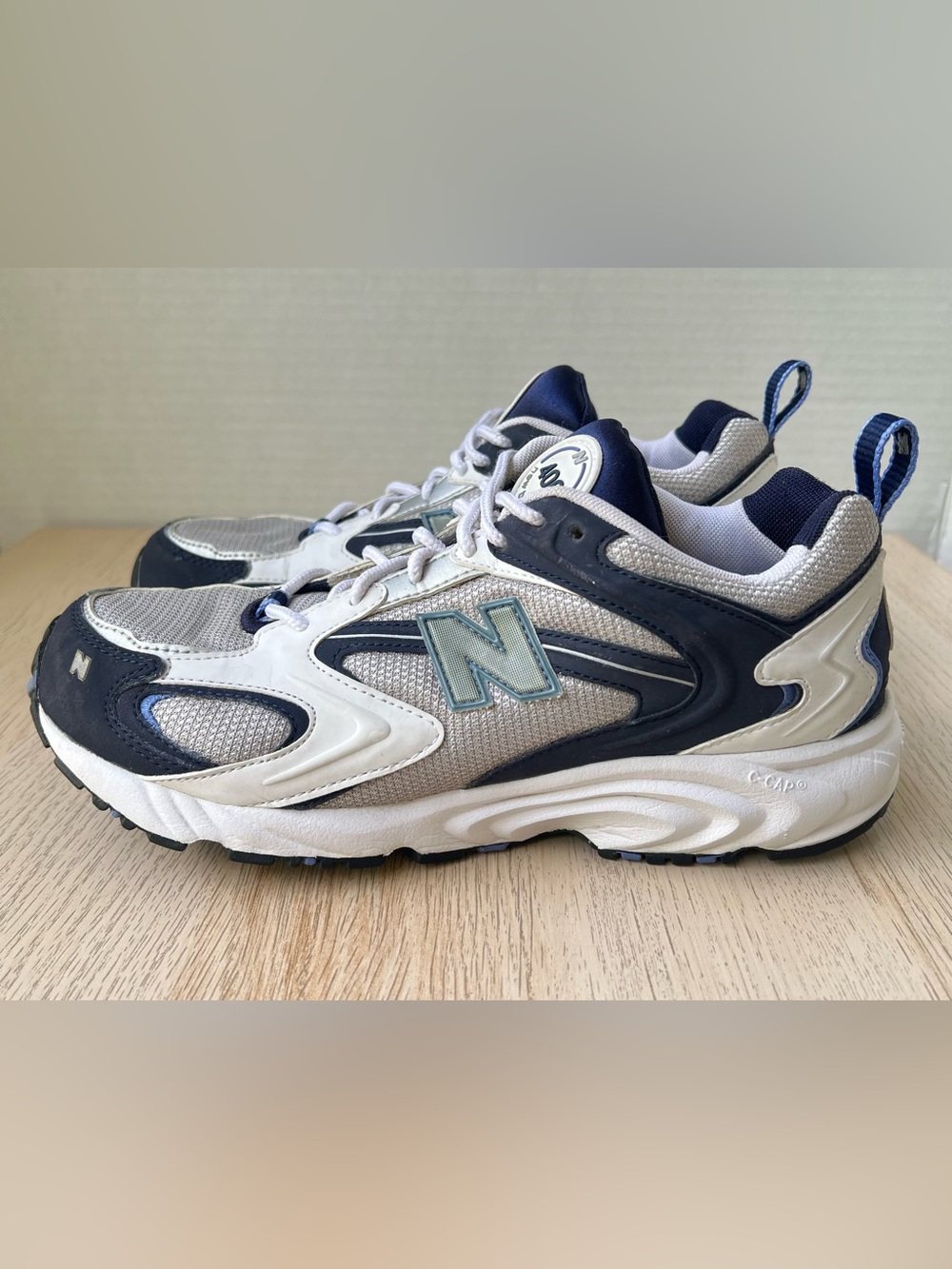 New Balance 400 Y2K Mesh Running Dad Sneakers White Navy Silver US 10